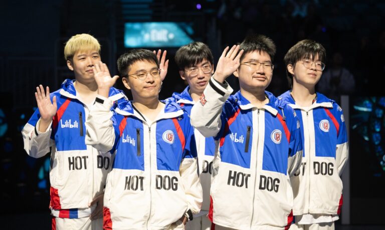 Escalating Pressure: Dota 2 Fans Seethe, Demand Teams Ditch Games of the Future 2024